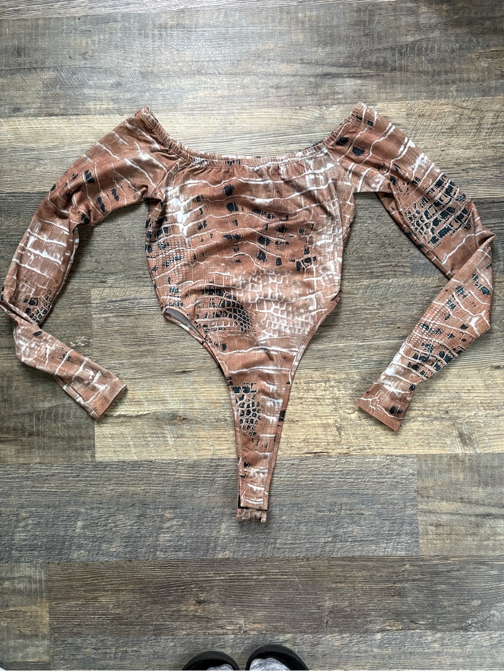 Off-Shoulder bodysuit